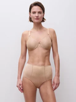 Chantelle C Magnifique Moulded BH - Beige