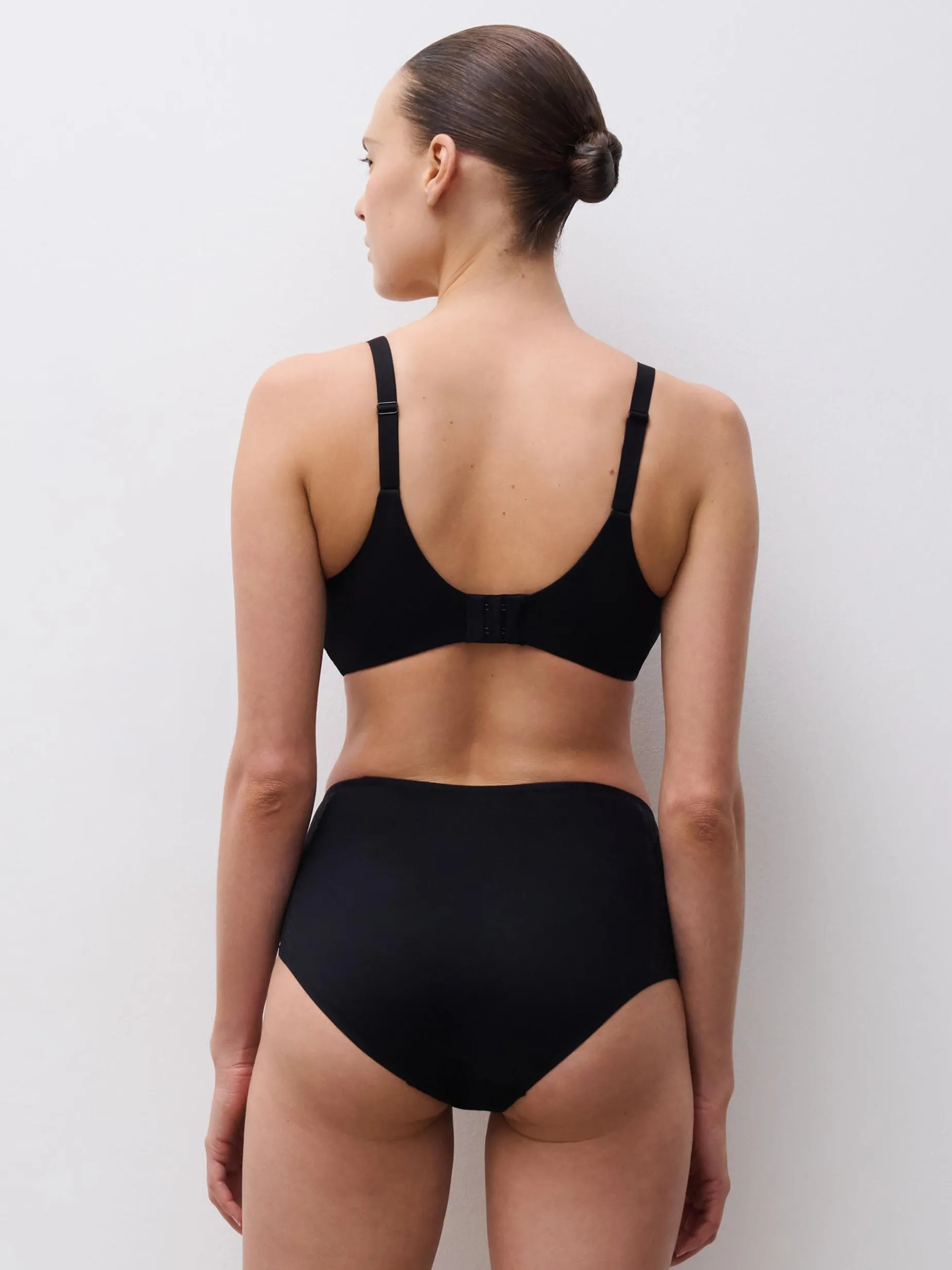 Chantelle EasyFeel Norah Hoge taille slip - Zwart